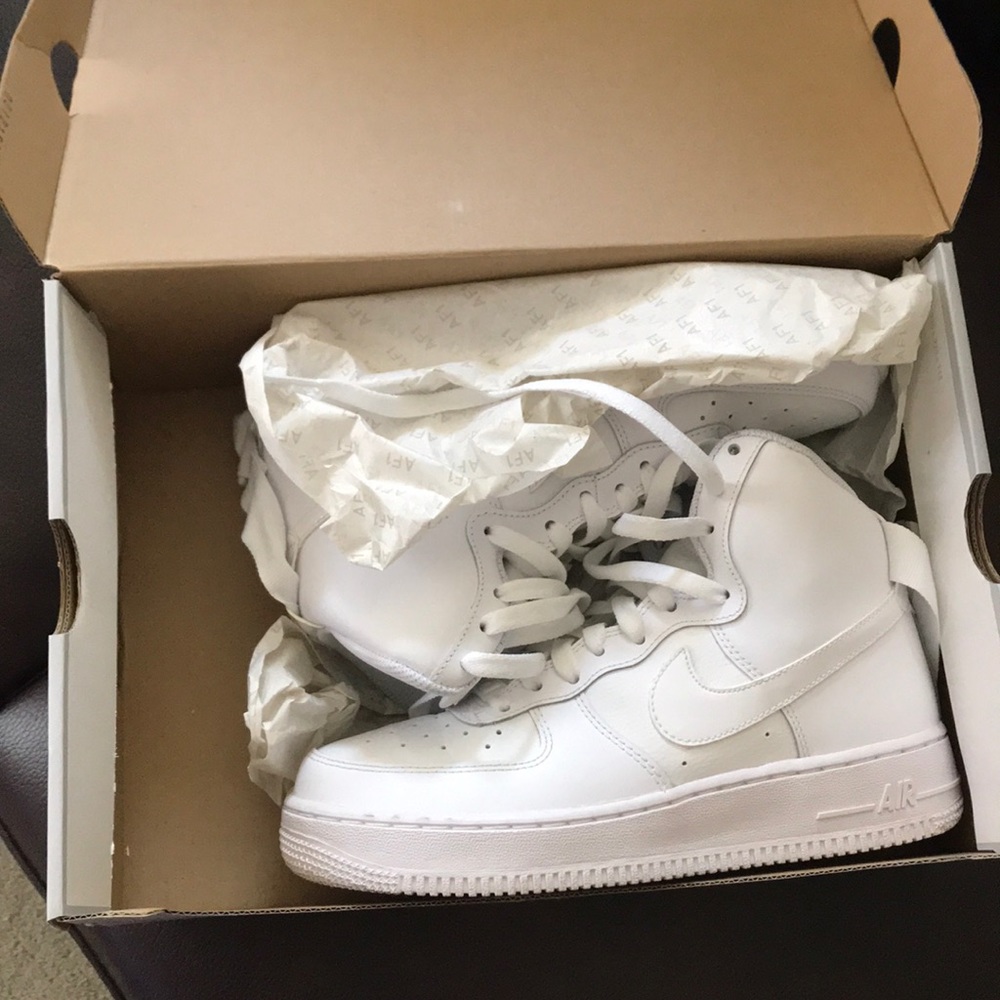 Air Force 1 High grade school size 6